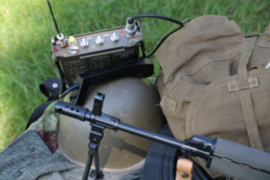 RF-10 TAKT-1 field radio