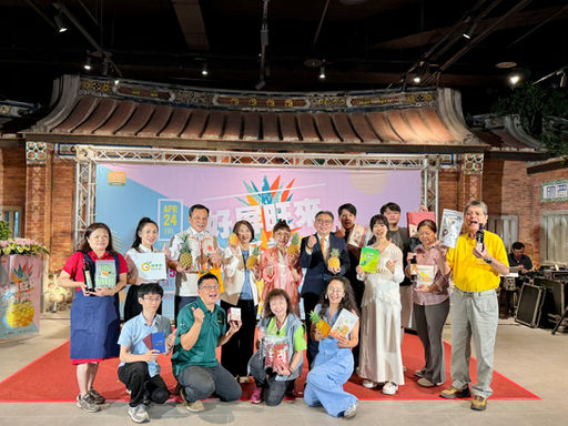 周縣長率隊北上推廣屏東金鑽鳳梨 屏東農產展售連三天遠東百貨竹北店登場