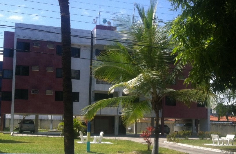 Fachada com Varanda
