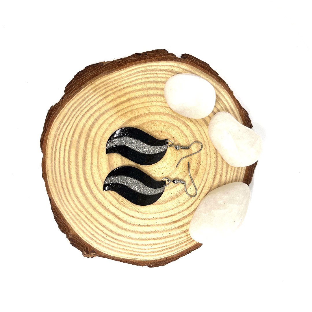 Waves drops Earrings - Black