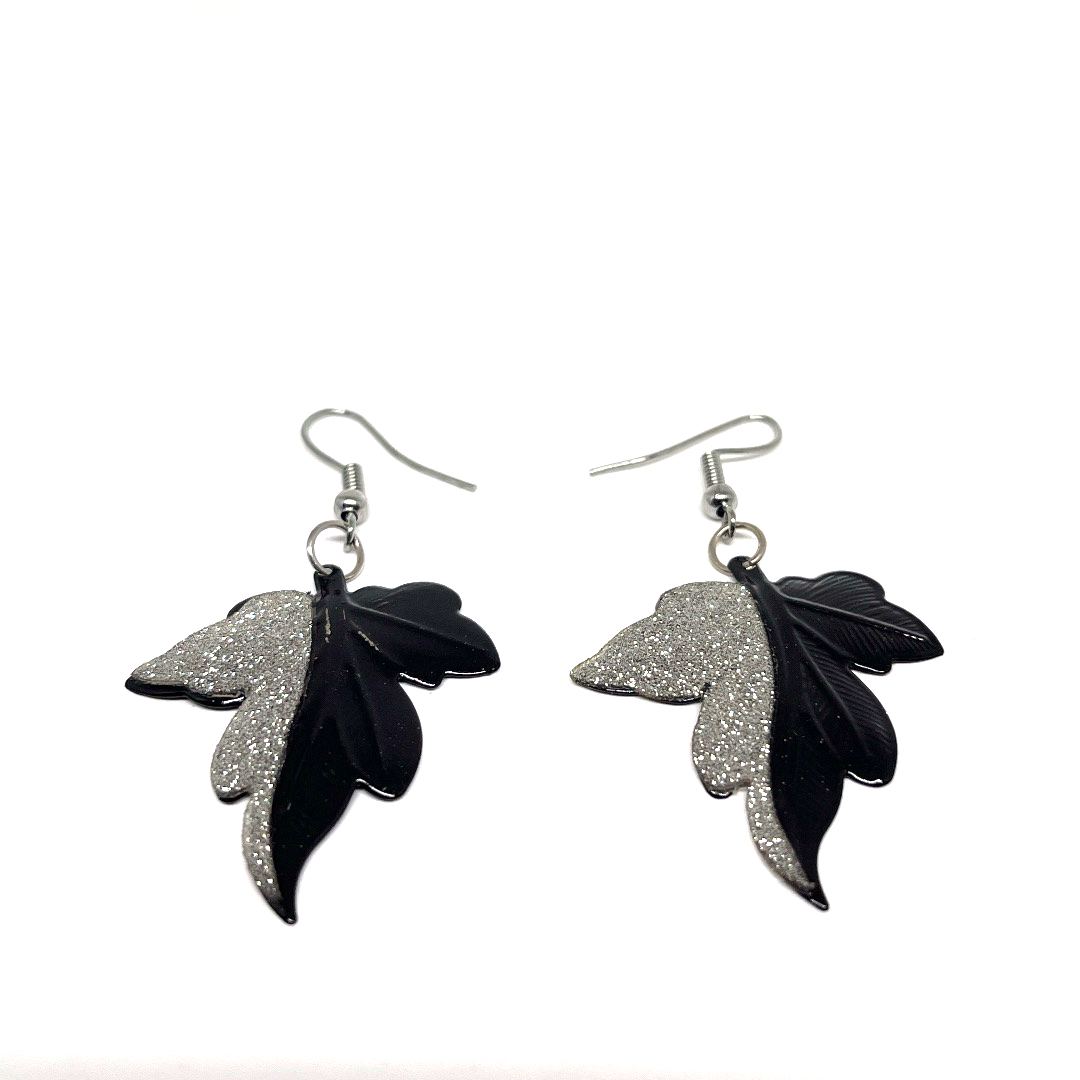 Leafs Drops Earrings - Black