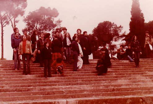 17 apr 78 ALVIN 2 arrivi partenze canti concreti LIVING3 quando il corpo è in armonia. pzza don bosco.jpg