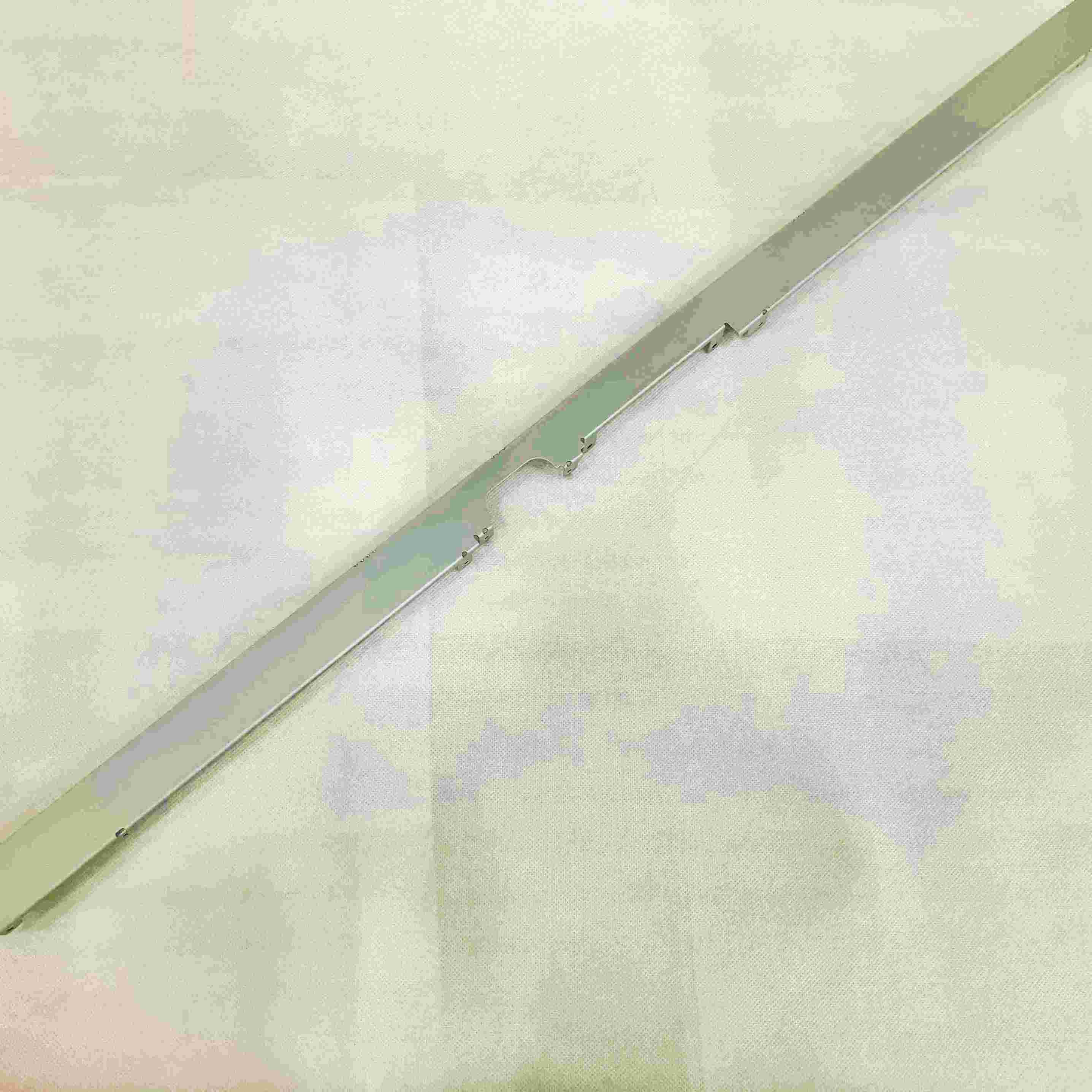 DNH3423