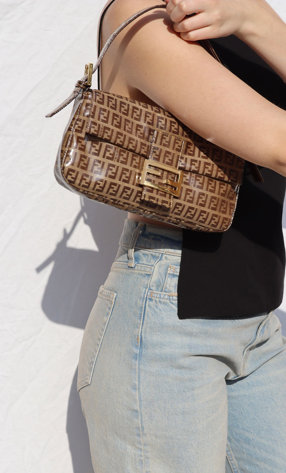 Fendi rare brown baguette bag