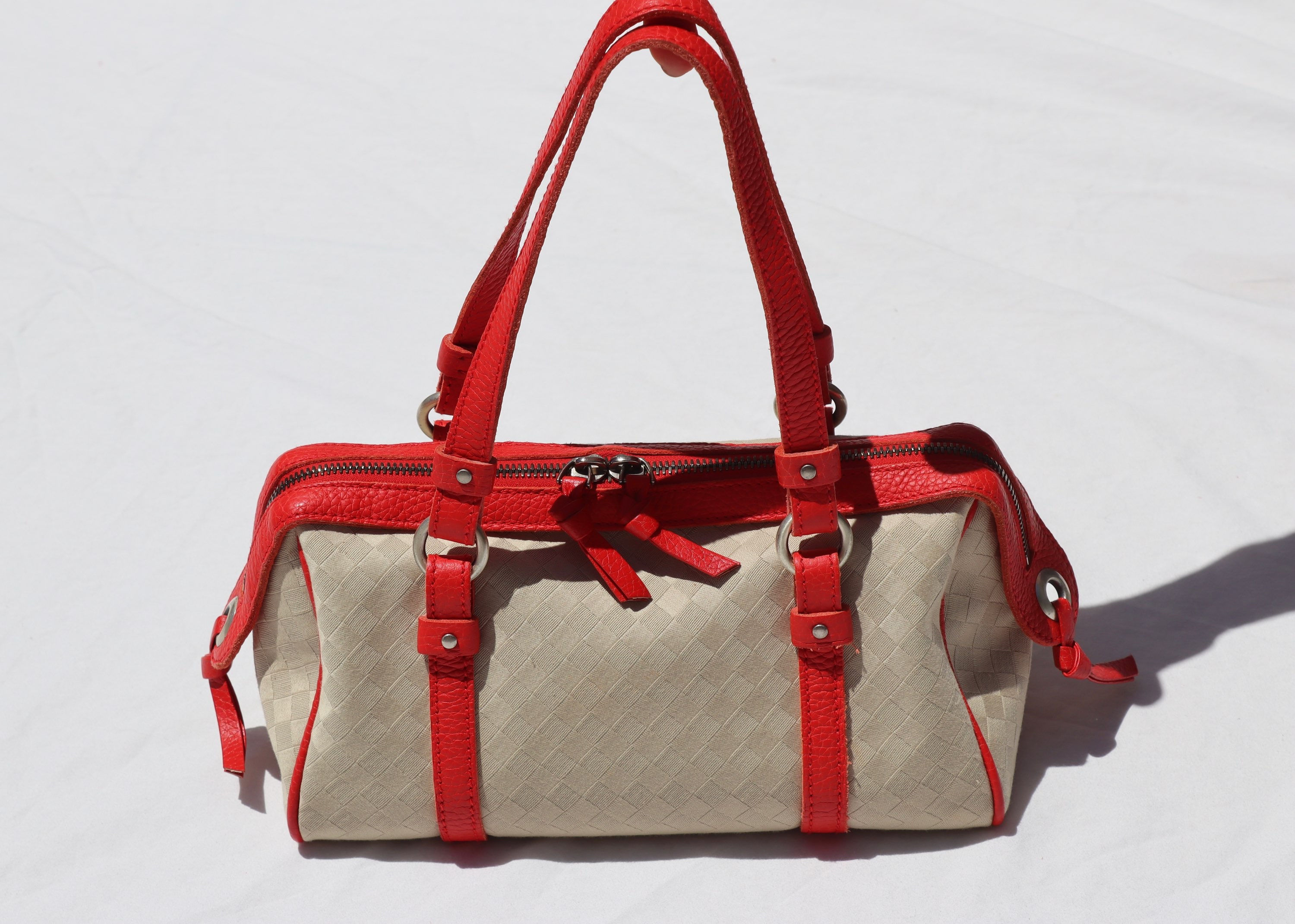 Bottega Veneta Red Leather bag