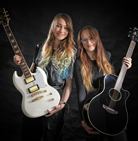 02 Tamara & Melinda.jpg