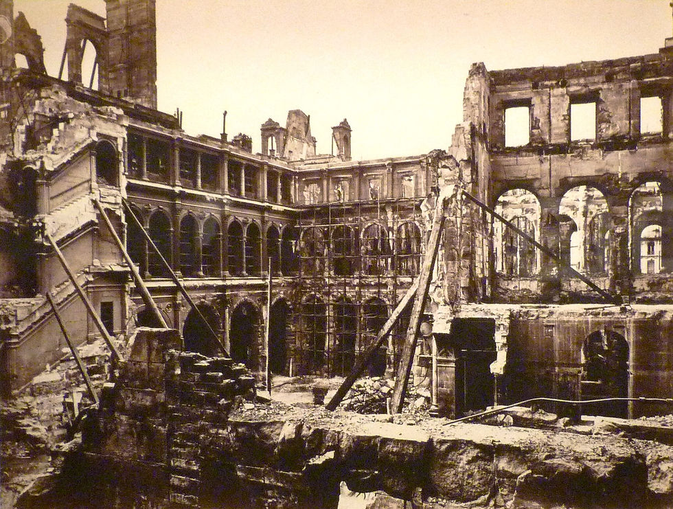 L'intérieur de l'Hôtel de Ville - Alphone Liébert, photographe - Bibliothèque Nationale de Paris