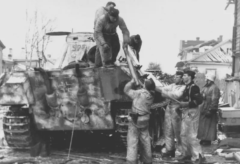 Groupe d'Armée Courlande