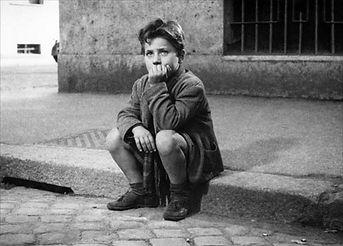 Enzo_Staiola_in_Bicycle_Thieves.jpg