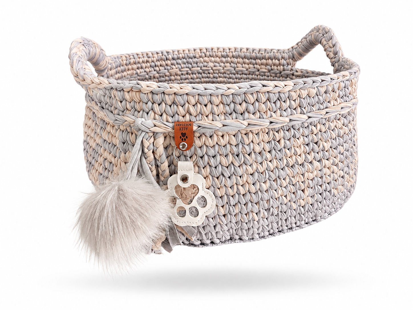 Handgemachter Katzenkorb Lunara in sanften Beige- und Naturtönen mit Paw Tag