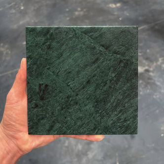 Emerald_Green_Marble_Material_sample_RichardEllisDesign_Fireplaces