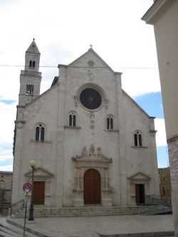 Cattedrale "S. MARIA LA PORTA"