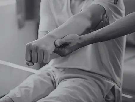 How to Navigate Broken Wrist Recovery