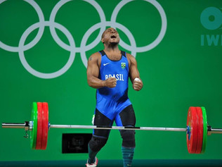Tupis recebe campeões brasileiros para 8 horas de Snatch