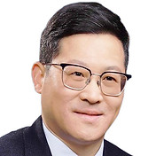 Shi-Zhongmin.jpg