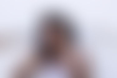 Lemon Poppy lifestyle Photoshoot