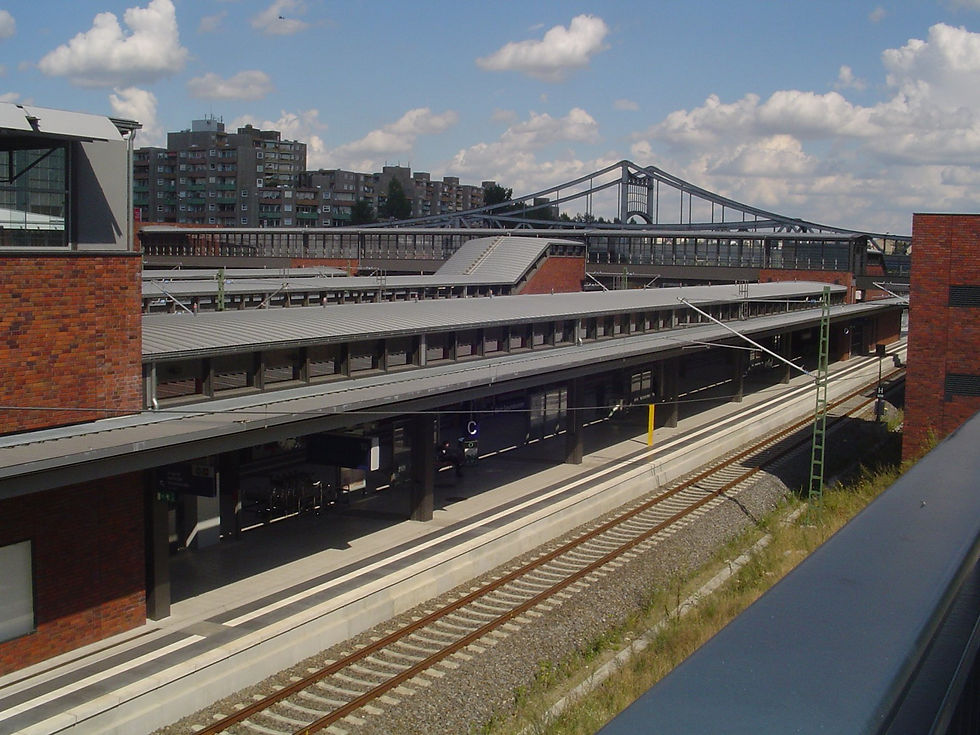 Berlin Gesundbrunnen station platforms, showing the north-side rail connection for visitors arriving by train.