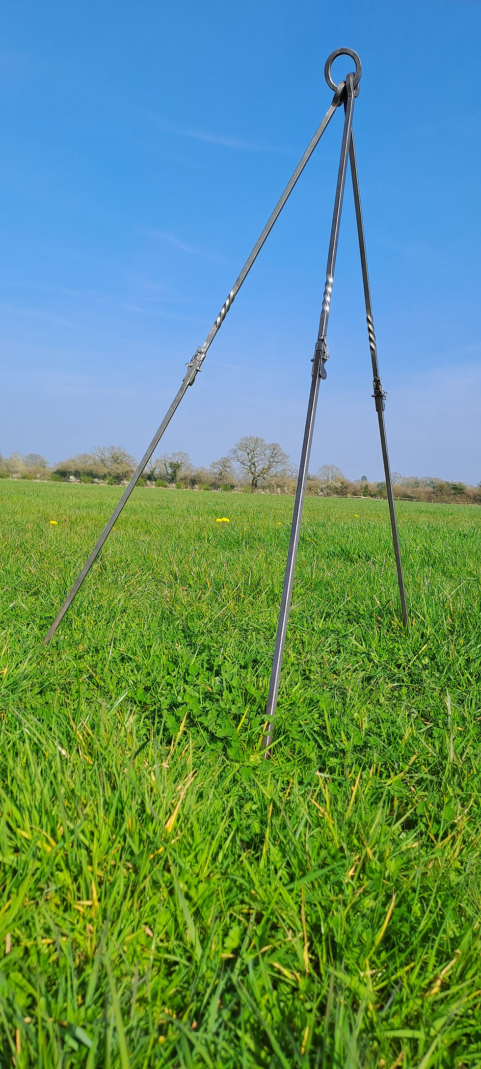 Thumbnail: New 150cm Compact Folding Tripod