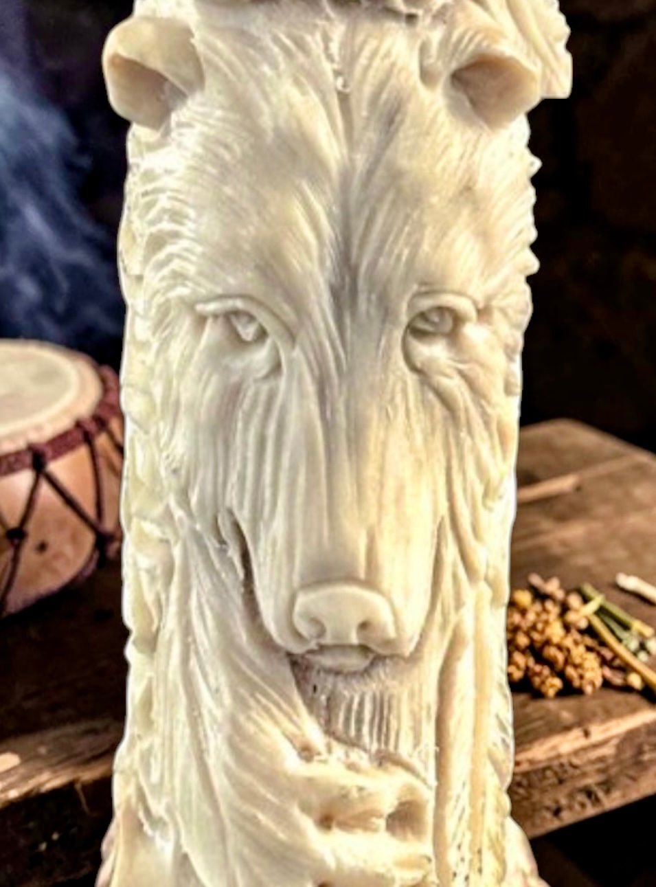 Thumbnail: Talking Stick Totem van Hert Hoorn  