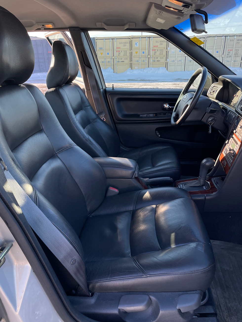 Thumbnail: 2000 Volvo S70
