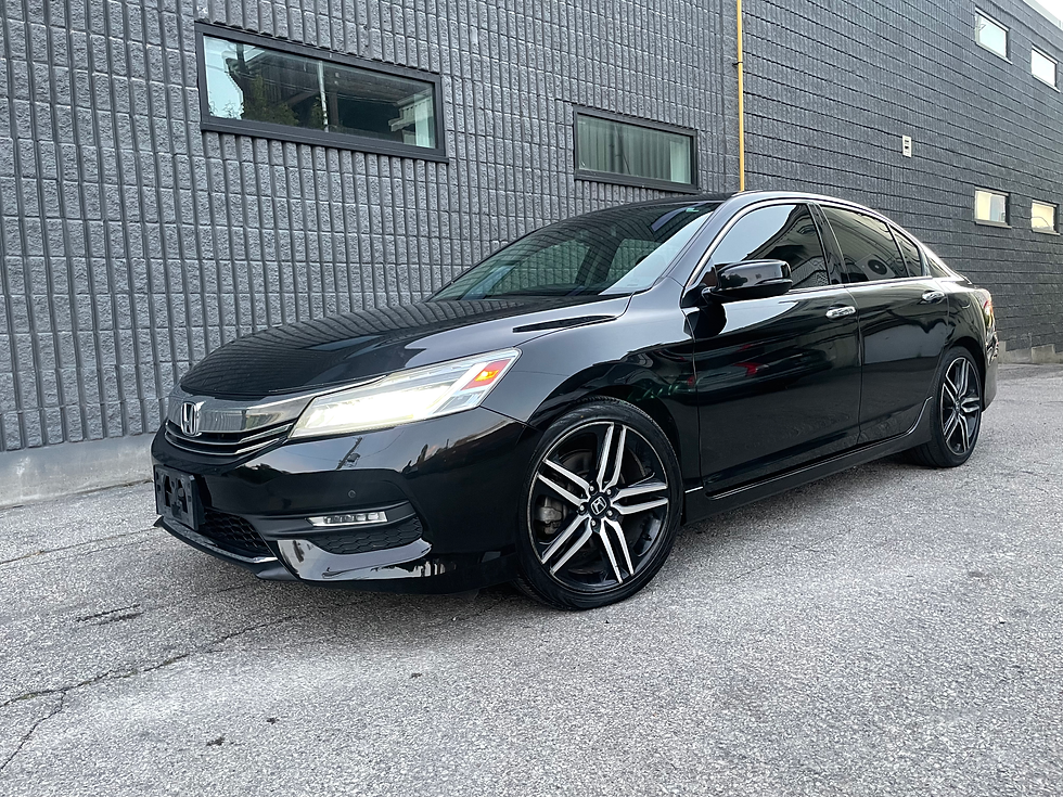 Thumbnail: 2017 Honda Accord Touring V6