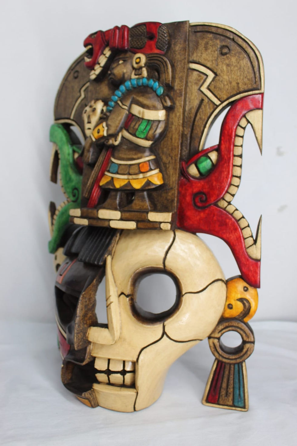 Miniaturbild: Maske bringt Hauptgott zum Maya-Heiler und zum Schutz der Familie