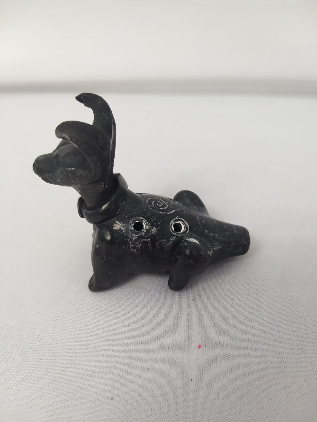 Barro silbato Xolo negro