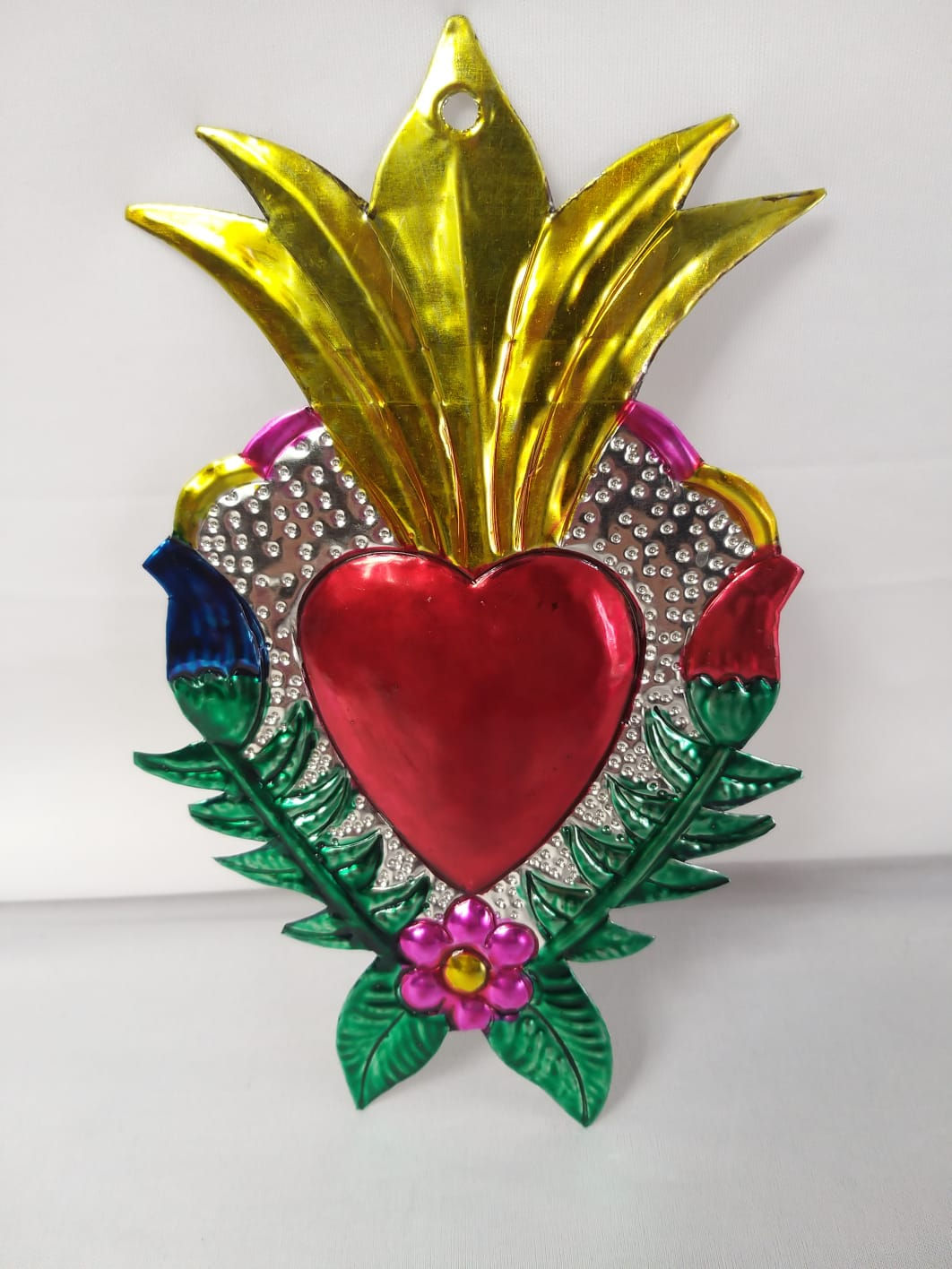 HOJALATA CORAZÓN LLAMA AMARILLA