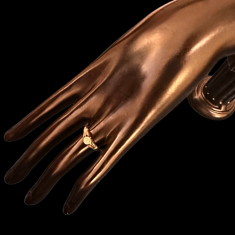 Thumbnail: VICTORIAN – Antique French 18k Gold and Diamond RING with Laurel Leaves