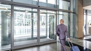 NORMA EN 16005 PARA PORTAS AUTOMÁTICAS EM EDIFÍCIOS