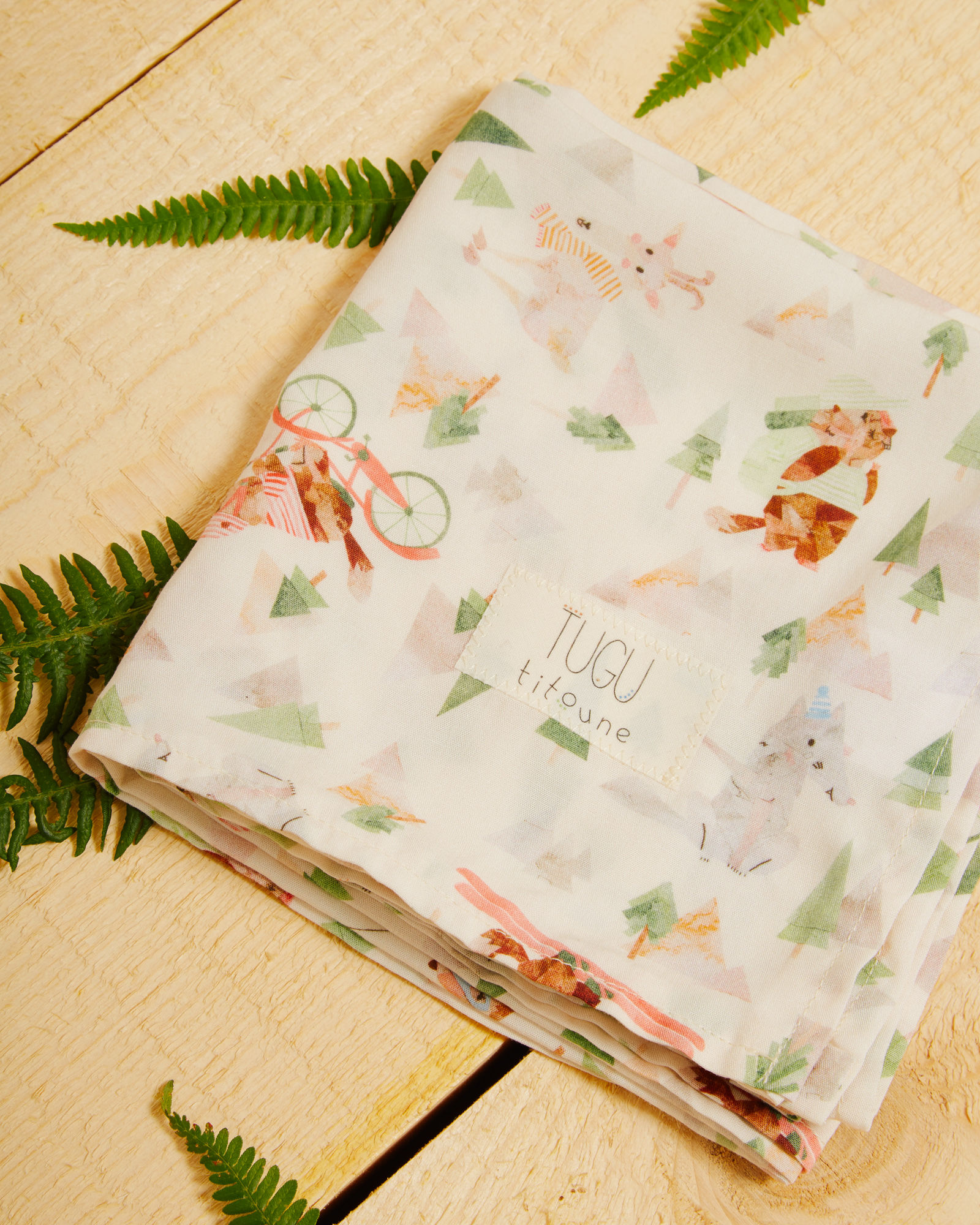 Marmotte Mountain Cream Swaddle/Handy Square