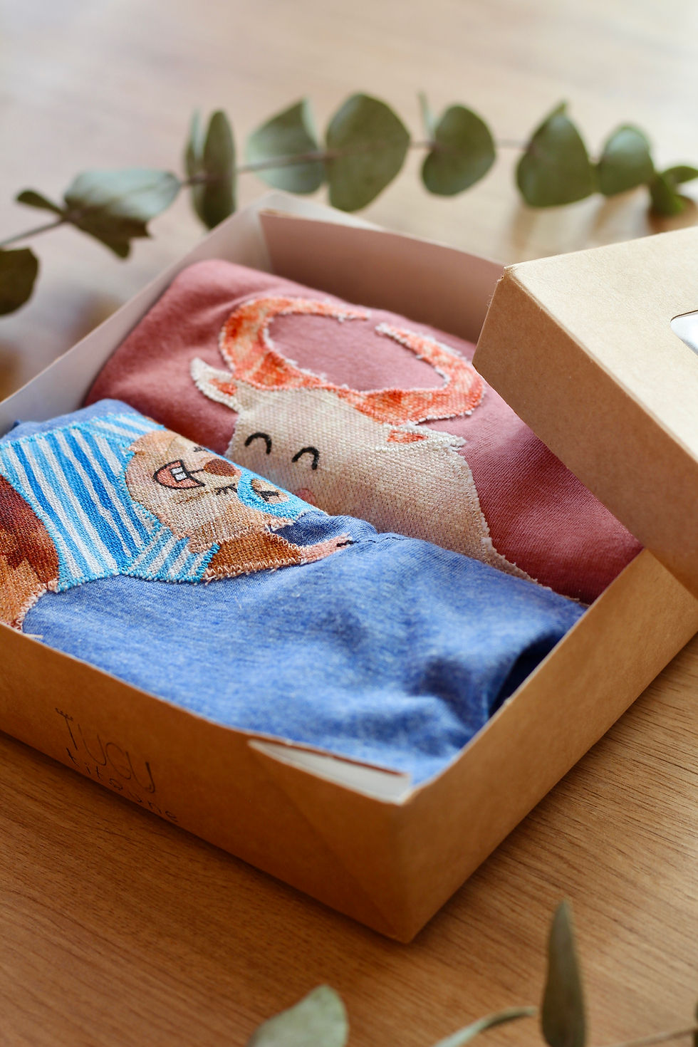 Thumbnail: 2 T-shirts In A Gorgeous Gift Box