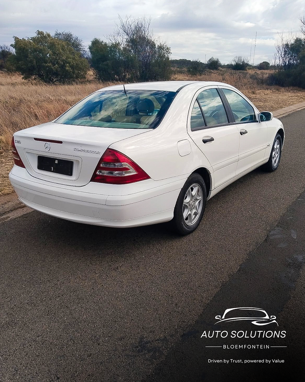 Thumbnail: Mercedes-Benz C180K Classic