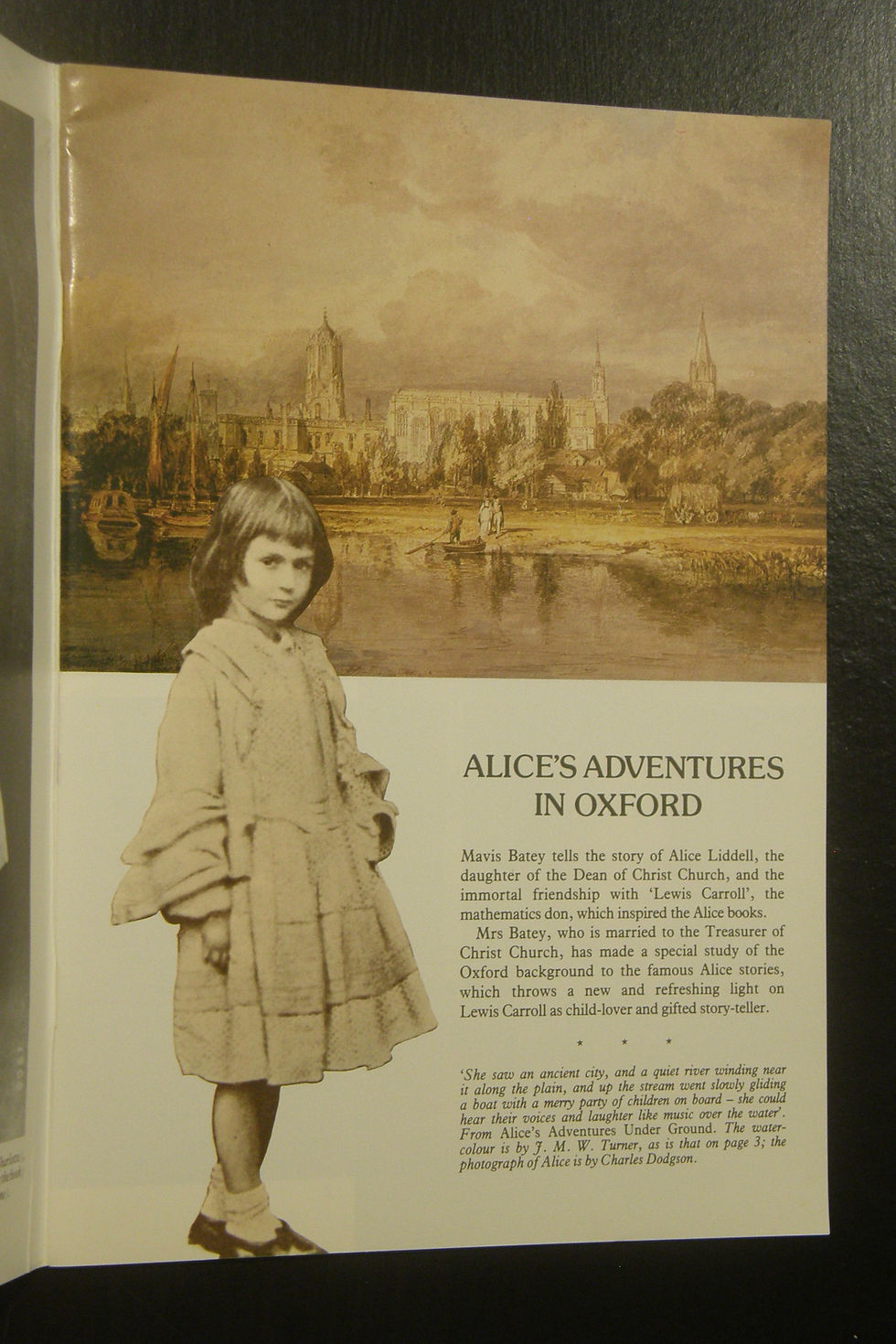 Thumbnail: Alice's Adventures in Oxford