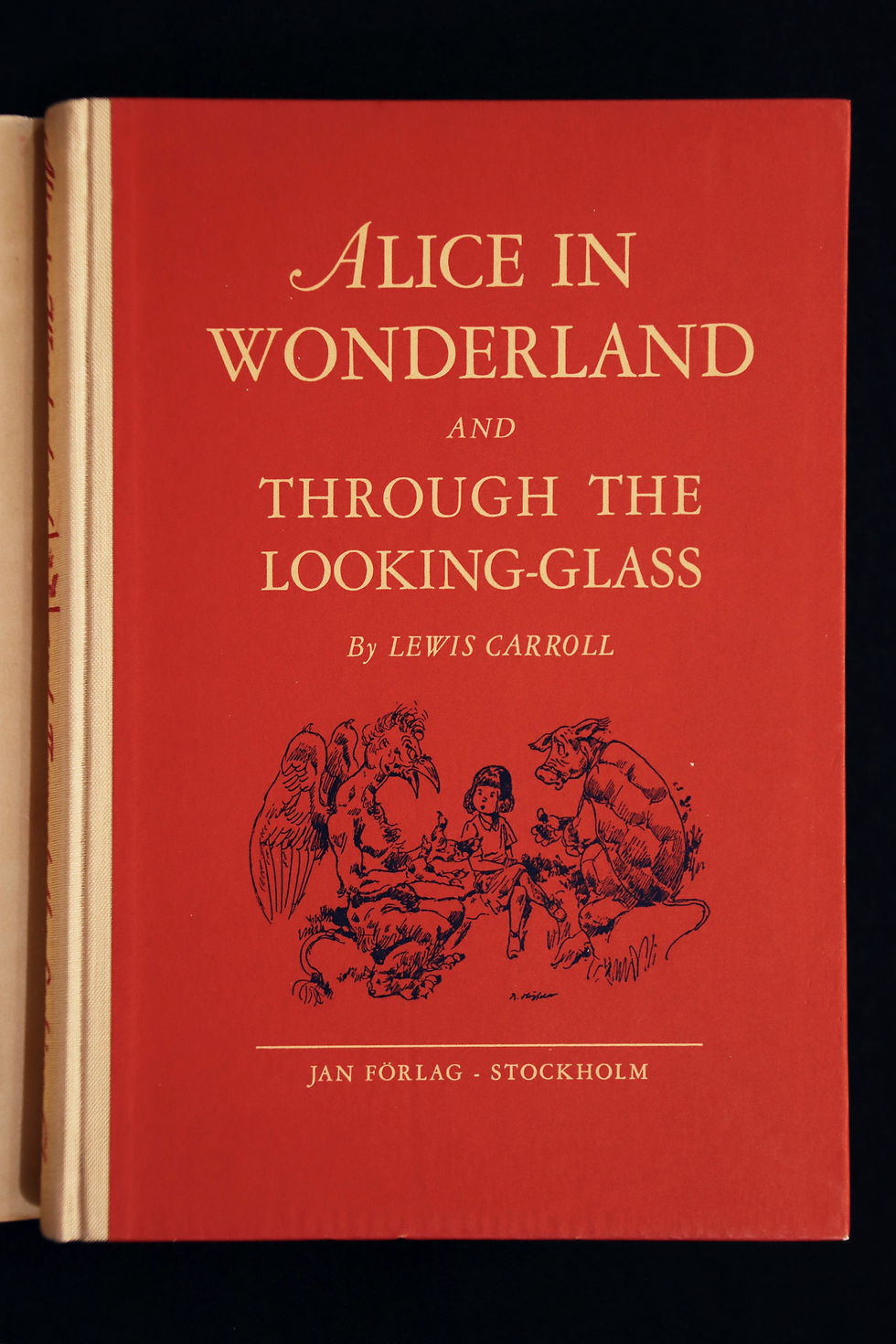 Thumbnail: Alice in Wonderland and Through the Looking Glass
