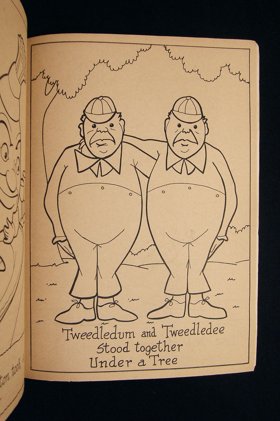 Thumbnail: Alice in Wonderland - A Giant Coloring Book