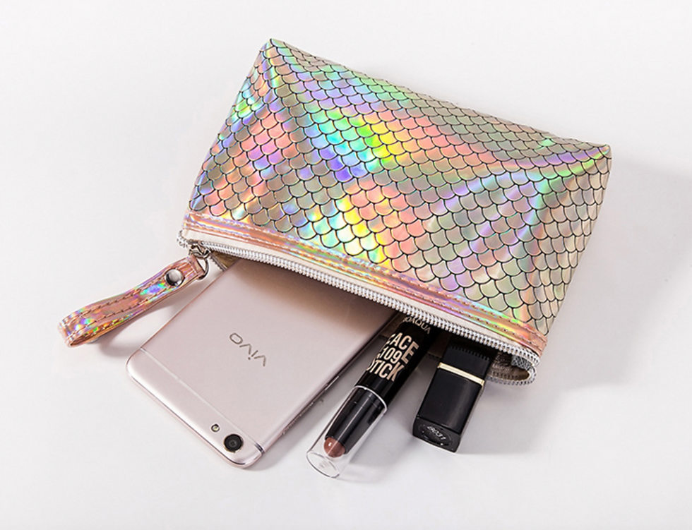 Miniatura: Cosmetiquera maquillaje brillante