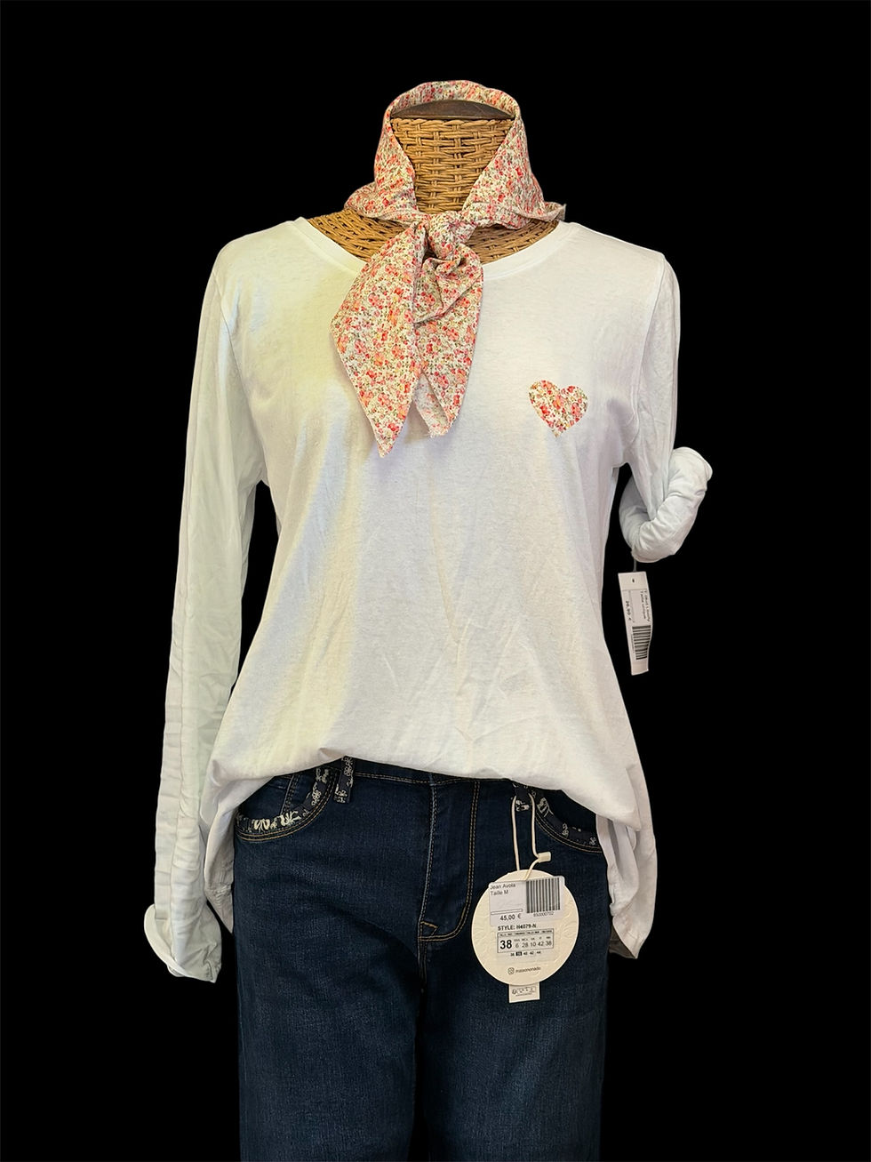 Miniature : T-Shirt Liberty (et son Foulard)