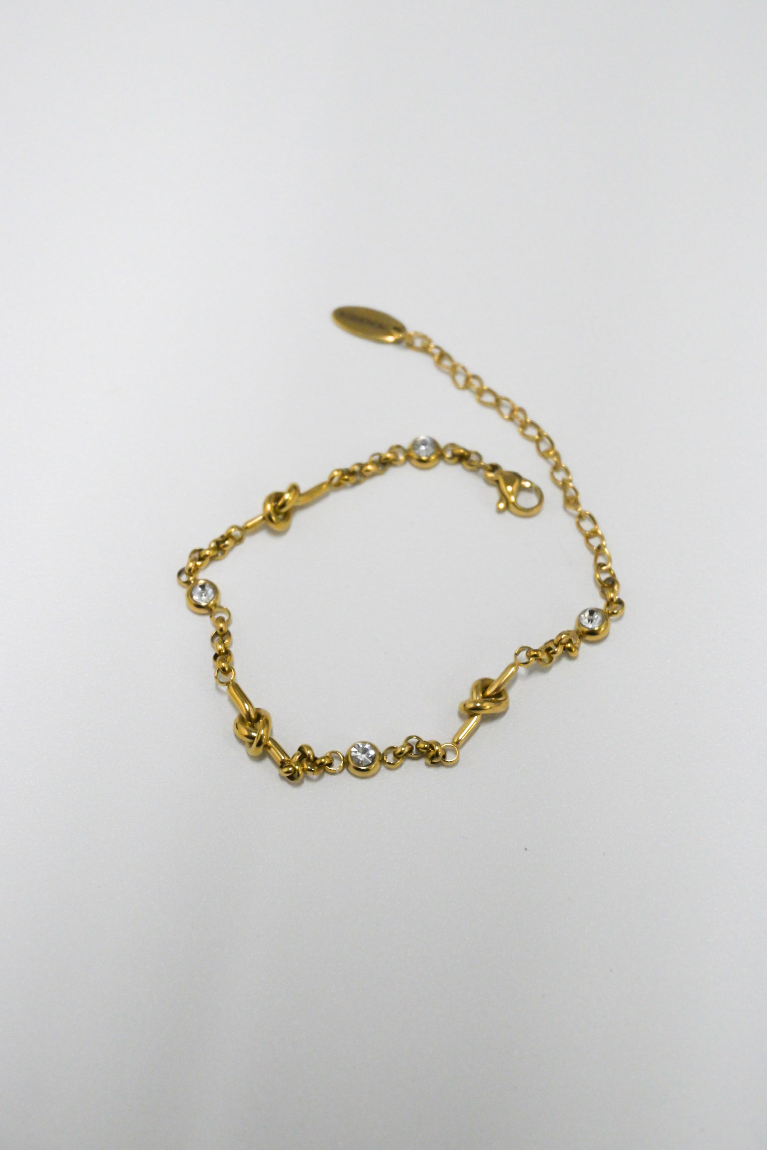 Mey Zircon Knot Bracelet