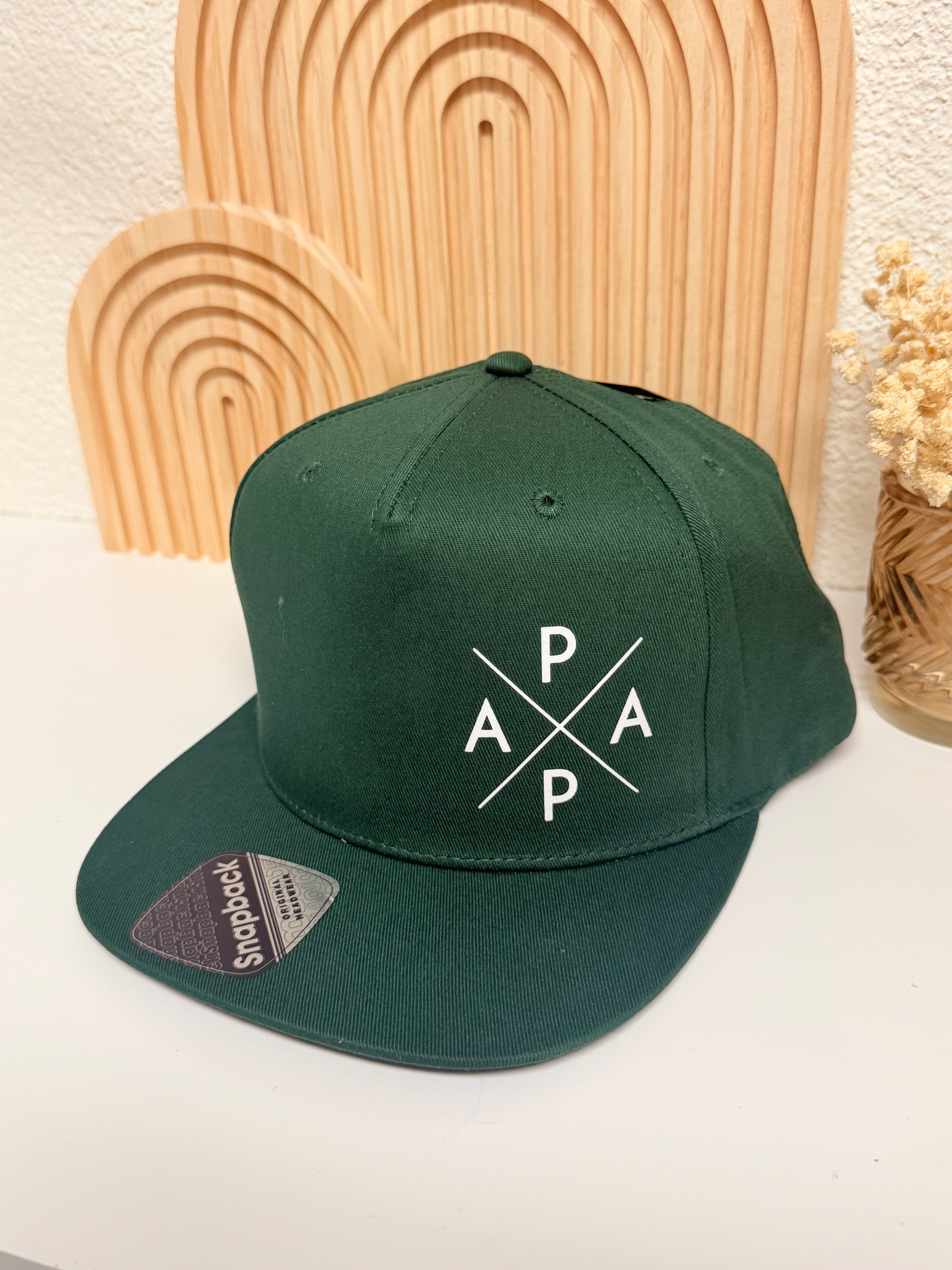 Rapper Cap "gerade" mit Wunschmotiv