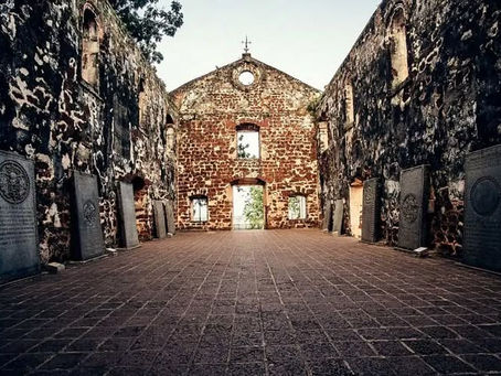 A Famosa: Benteng Bersejarah Peninggalan Portugis di Melaka