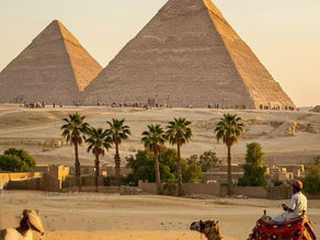 Liburan Keluarga ke Mesir: Sejarah, Gurun, dan Drama Selfie di Piramida! 🇪🇬✨