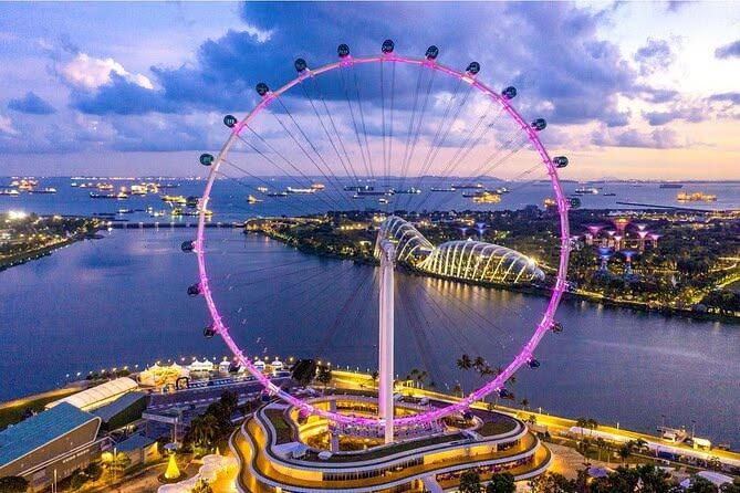 Singapore Flyer: Melihat Singapore dari Ketinggian š”šøš¬