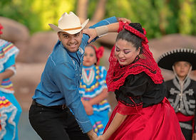 EscueladeDanzaTradicionalMexicana.jpg
