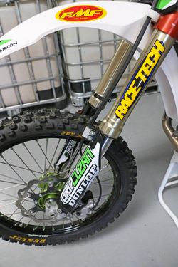 Front Gaffel fra Race Tech