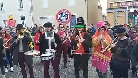 Carnaval st Come en Vairais.