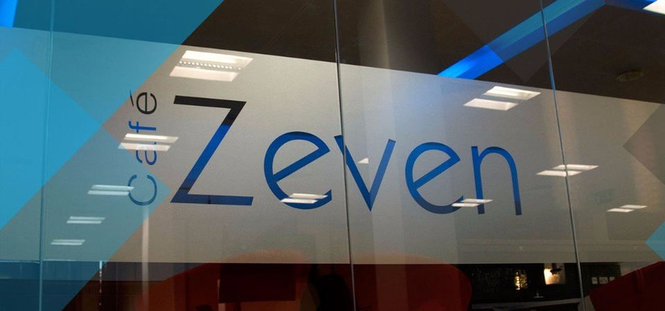 Cafe Zeven window graphic