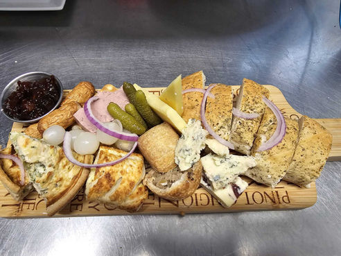 starter board - breads, pate