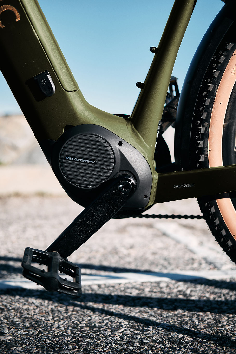 Thumbnail: Velotric Discover M Olivine Green