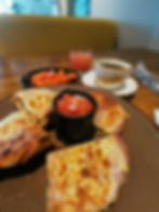 Molletes gratinados